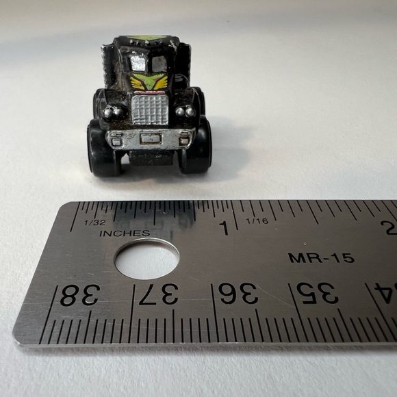 1987 Micro Machines Road Champs Black Semi Truck Cab - Picture 2 of 6